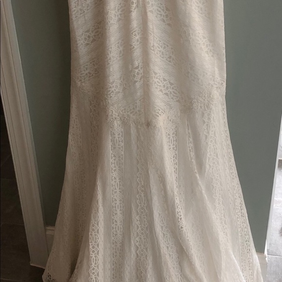 NWT Galina Lace Tank Sheath Ivory Wedding Dress - Picture 8 of 8